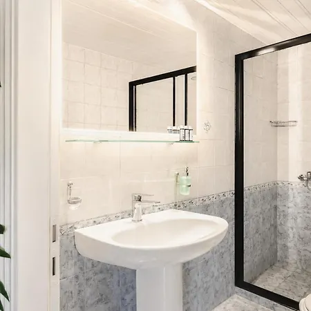 Daire Private Apartment, Unique Location - Sea View *