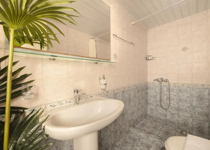 דירה Private Apartment, Unique Location - Sea View *