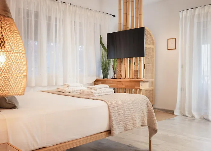 Апартаменты Private Apartment, Unique Location - Sea View *